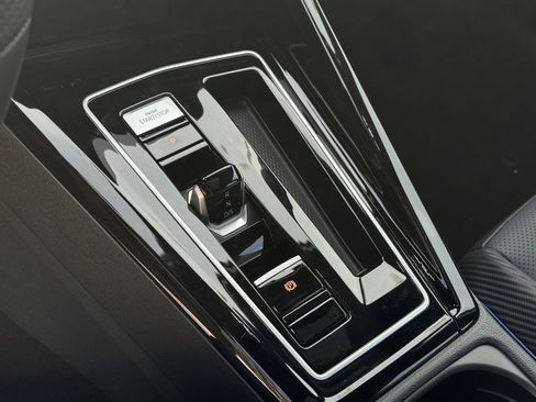 New 2026 Volkswagen Golf 2.0T image 26