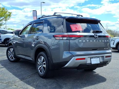 Certified 2024 Nissan Pathfinder SL AWD/4WD image 5