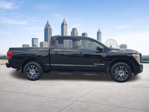 Certified 2024 Nissan Titan SV w/ SV Convenience Package AWD/4WD image 6