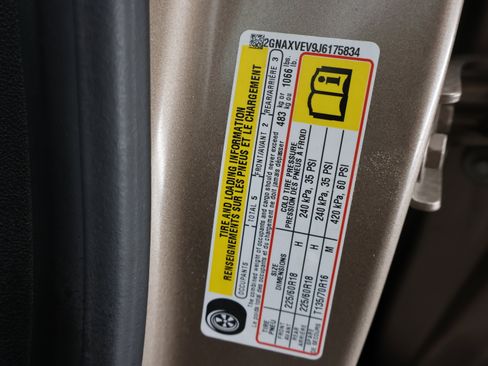 Used 2018 Chevrolet Equinox Premier AWD/4WD image 60