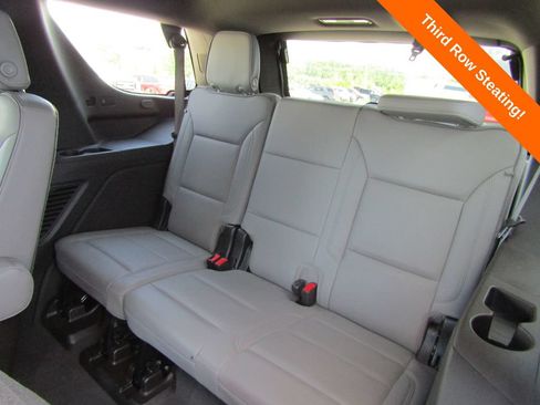 Used 2021 GMC Yukon SLT w/ SLT Luxury Package AWD/4WD image 23