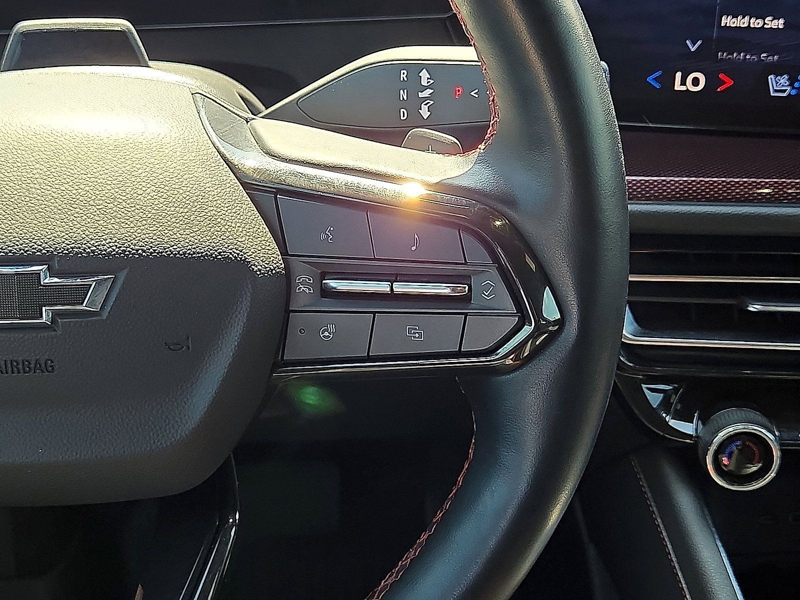 Used 2024 Chevrolet Traverse RS w/ LPO, Floor Liner Package FWD image 21