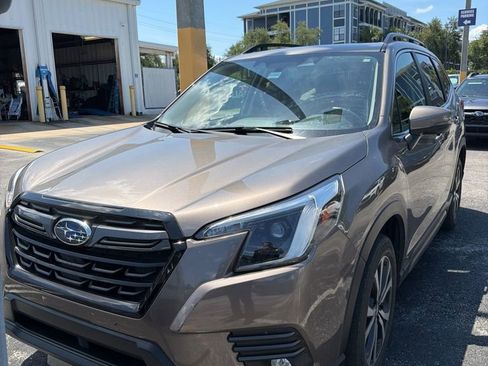 Used 2022 Subaru Forester Limited w/ Popular Package #3 AWD/4WD image 4