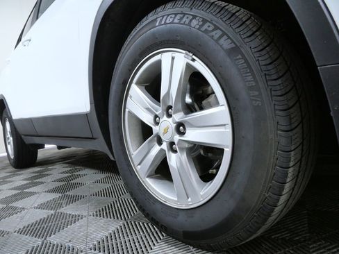Used 2020 Chevrolet Trax LS w/ Tint and Cruise Package FWD image 2