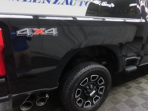 Used 2025 Ford F250 Platinum image 43