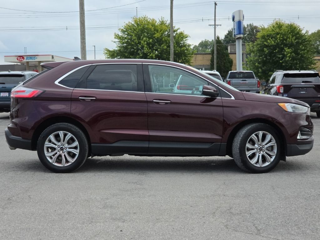 Used 2024 Ford Edge Titanium w/ Equipment Group 301A AWD/4WD image 8