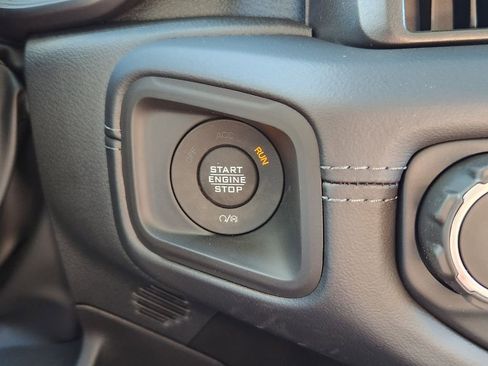 New 2025 Jeep Wrangler Rubicon image 25