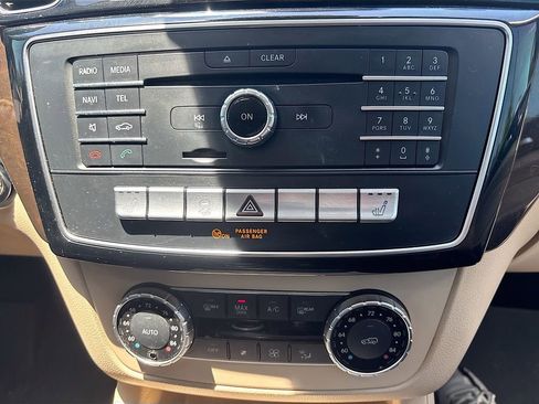 Used 2018 Mercedes-Benz GLE 350 image 28
