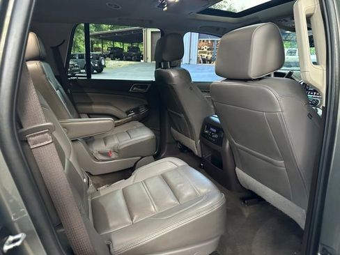 Used 2018 GMC Yukon Denali w/ Denali Ultimate Package RWD image 9