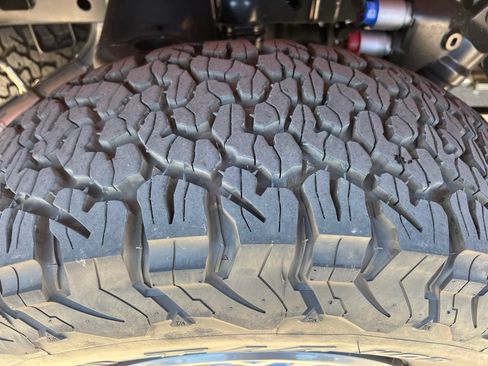 Used 2025 Ford F150 Raptor w/ Equipment Group 803A Raptor R AWD/4WD image 11