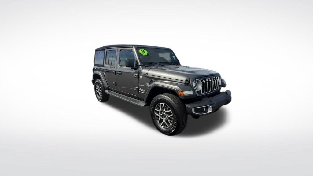Used 2024 Jeep Wrangler Unlimited Sahara AWD/4WD image 39