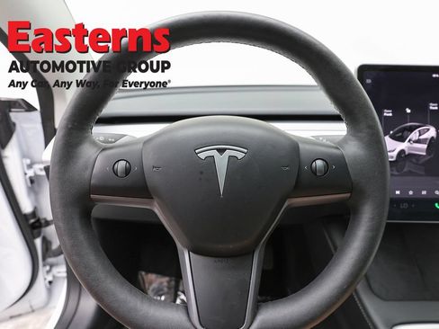 Used 2023 Tesla Model 3 Standard Range RWD image 10