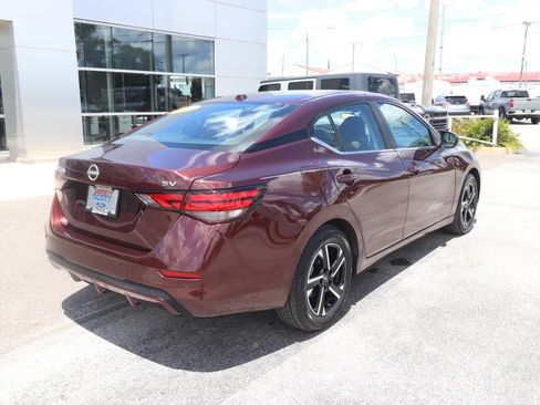 Used 2024 Nissan Sentra SV FWD image 10