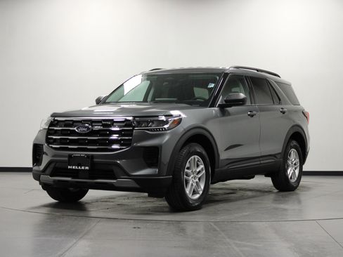 New 2026 Ford Explorer Active image 8