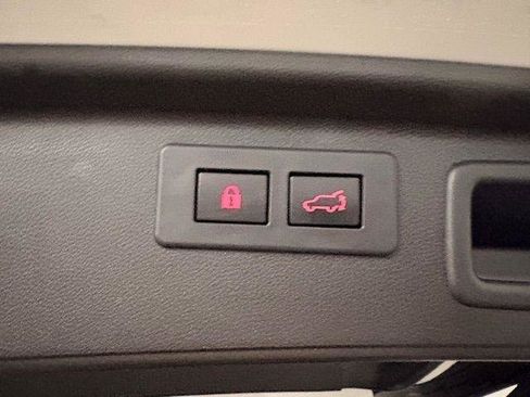 Used 2021 Subaru Forester Limited w/ Popular Package #3 image 11