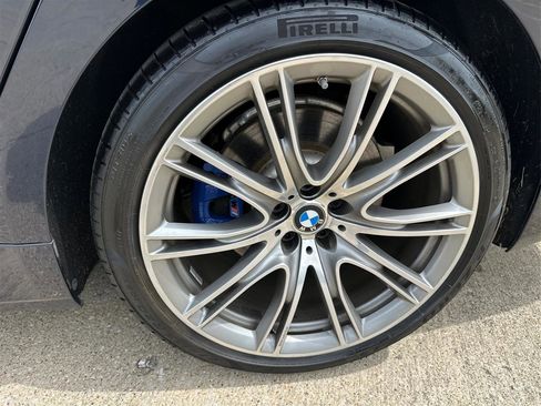 Used 2019 BMW 740i w/ Executive Package RWD image 30
