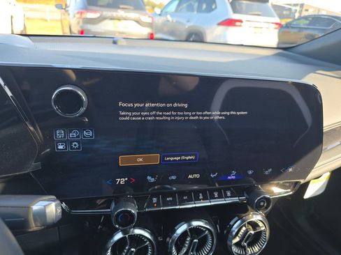 New 2025 Chevrolet Blazer EV LT w/ Super Cruise Package FWD image 28