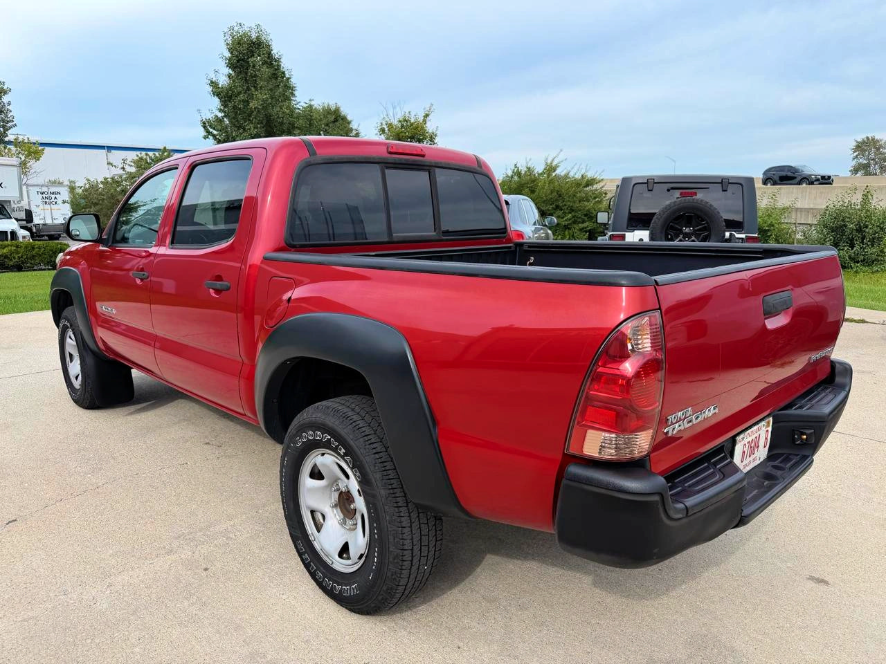 Used 2014 Toyota Tacoma PreRunner w/ Convenience Package RWD image 8