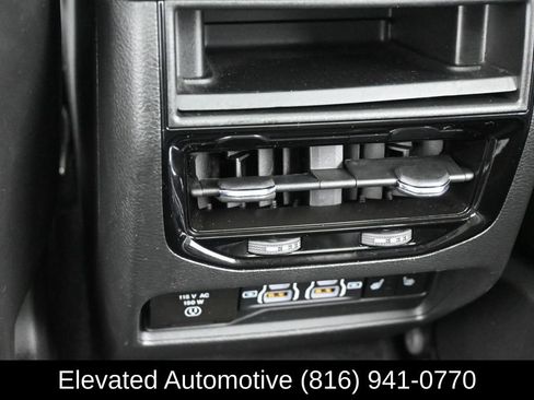 Used 2025 Jeep Grand Cherokee Overland w/ Adv Protech Group III AWD/4WD image 14