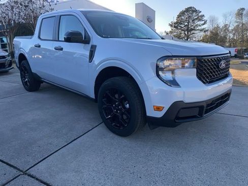 New 2025 Ford Maverick XLT w/ XLT Luxury Package image 1