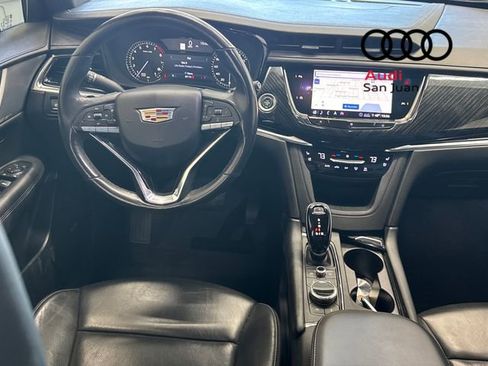 Used 2020 Cadillac XT6 Premium Luxury image 29