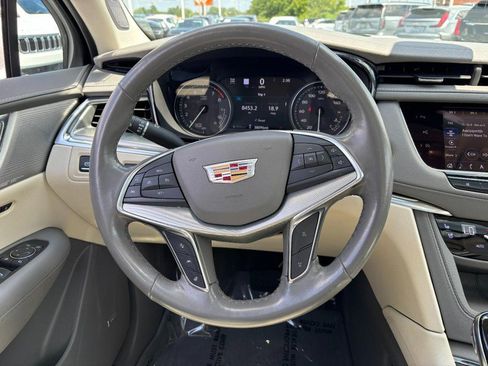 Used 2023 Cadillac XT5 Premium Luxury w/ Technology Package AWD/4WD image 14