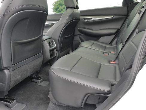 Used 2023 INFINITI QX50 Luxe AWD/4WD image 19