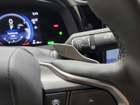 Used 2023 Lexus RZ 450e Premium w/ Technology Package image 12