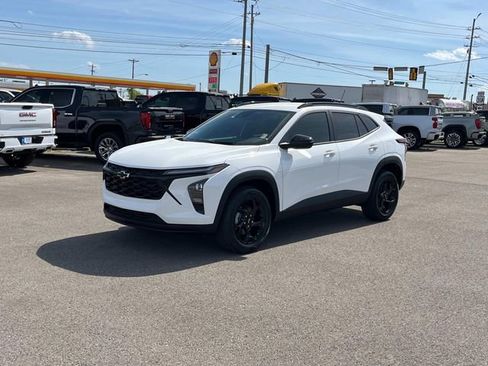 New 2026 Chevrolet Trax LT image 9