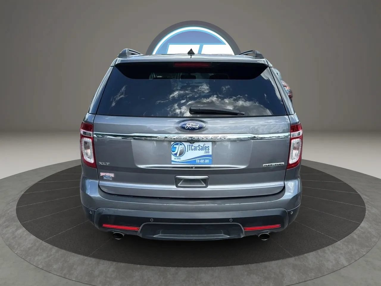 Used 2014 Ford Explorer XLT w/ Equipment Group 201A FWD image 10