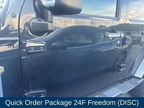 Used 2017 Jeep Wrangler Unlimited Sport AWD/4WD image 7