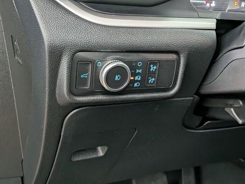 Certified 2021 Ford Explorer XLT w/ Equipment Group 202A image 14