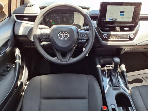 Used 2024 Toyota Corolla LE FWD image 9