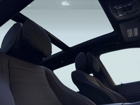 New 2026 Mercedes-Benz GLS 580 4MATIC image 14