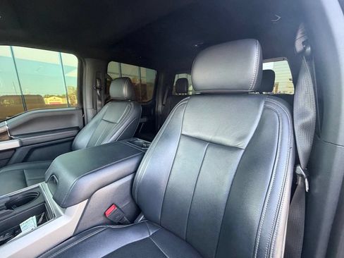 Used 2022 Ford F250 Lariat w/ Lariat Value Package AWD/4WD image 18