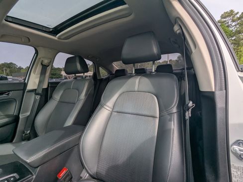 Used 2023 Honda Civic Touring image 10