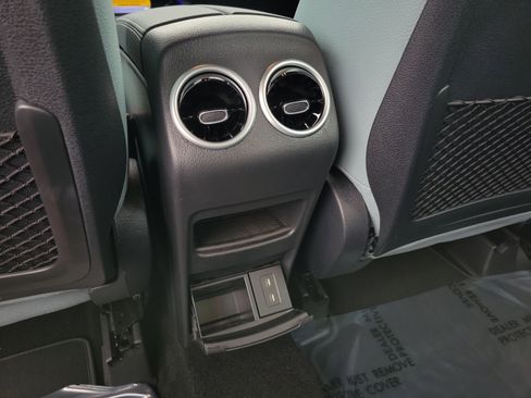 Certified 2026 Mercedes-Benz GLB 35 AMG 4MATIC image 9