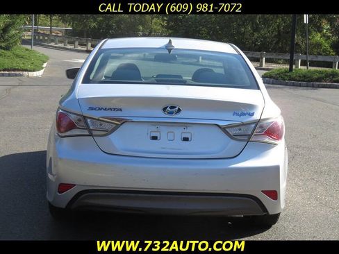 Used 2011 Hyundai Sonata Hybrid image 8