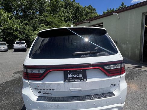 Used 2021 Dodge Durango R/T w/ Blacktop Package AWD/4WD image 4