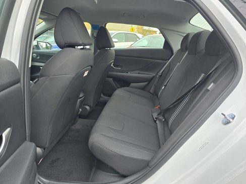 New 2026 Hyundai Elantra Blue image 16