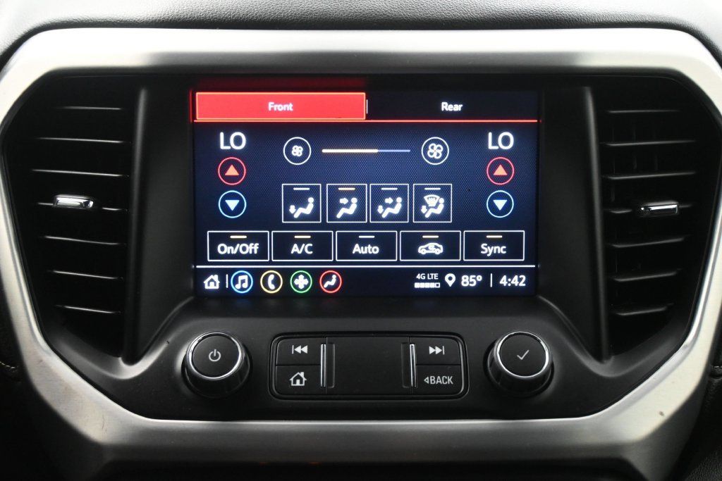 Used 2023 GMC Acadia SLE FWD image 12