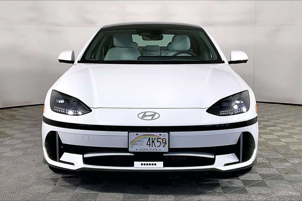 Used 2023 Hyundai Ioniq 6 Limited RWD image 2