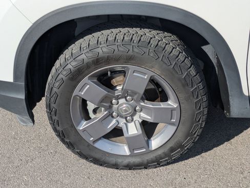 Certified 2024 Honda Ridgeline TrailSport image 13