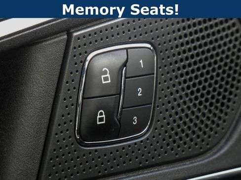 Used 2020 Ford Edge Titanium w/ Equipment Group 301A image 15