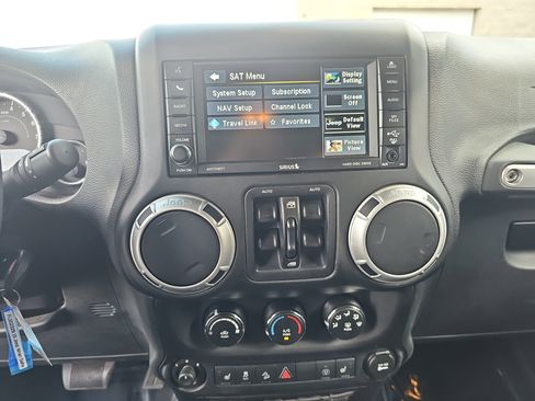 Used 2015 Jeep Wrangler Unlimited Sahara w/ Dual Top Group image 20