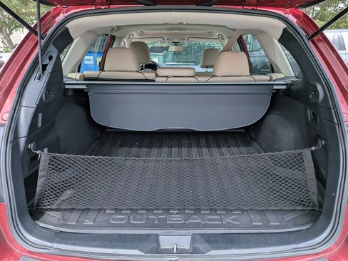 Used 2018 Subaru Outback 2.5i Limited AWD/4WD image 13