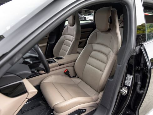 Certified 2022 Porsche Taycan 4 Cross Turismo AWD/4WD image 5