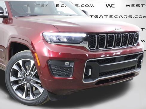 Used 2023 Jeep Grand Cherokee L Overland w/ Advanced Protech Group III image 63