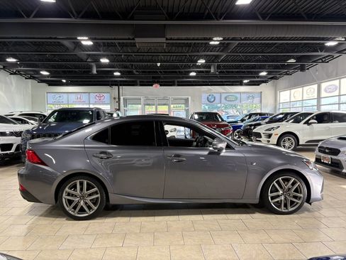 Used 2018 Lexus IS 300 AWD image 30