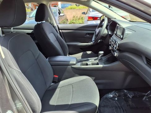 Used 2024 Nissan Sentra S FWD image 25
